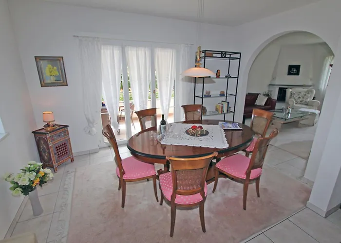 Casa Rododendro By Holap Sa Сasa de vacaciones